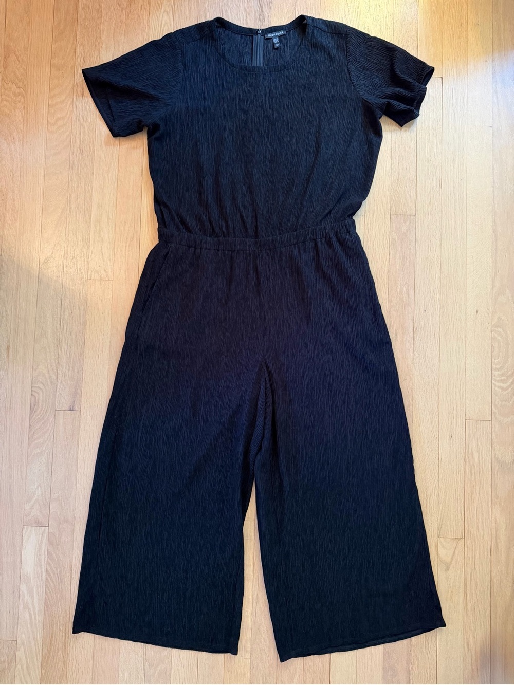 Eileen Fisher - Tencel Woven Plisse Black Wide-Leg Jumpsuit - Picture 4 of 13